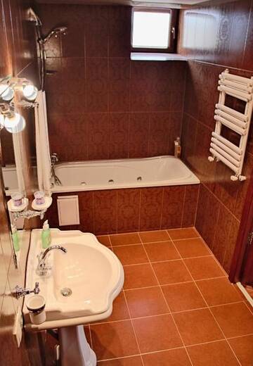 Фото номера Бюджетный двухместный номер с 1 кроватью Гостевой дом Tsaghkunq Guest House г. Севан 7