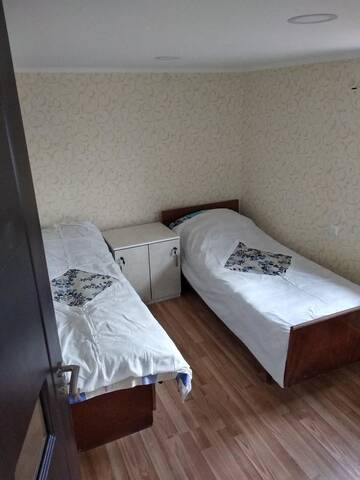 Фото номера Двухместный номер с 2 отдельными кроватями Гостевой дом Dream House &amp; Hostel г. Севан 4