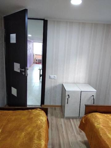 Фото номера Двухместный номер с 2 отдельными кроватями Гостевой дом Dream House &amp; Hostel г. Севан 5