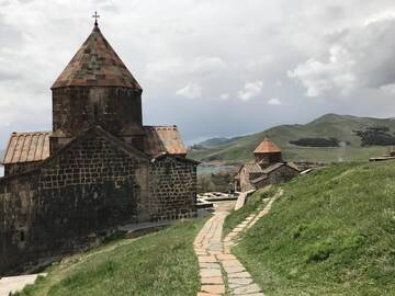 Фото номера Cемейный номер с собственной ванной комнатой Отель Armenia VanSevan Hotel г. Севан 2