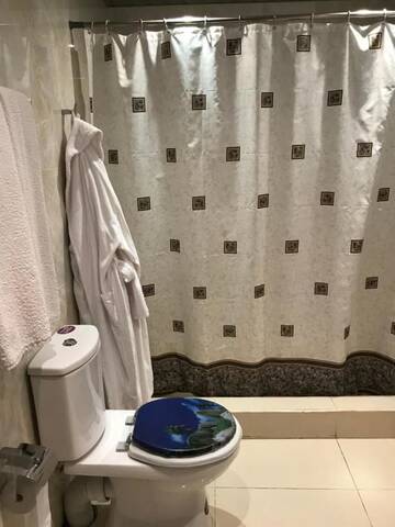Фото номера Cемейный номер с собственной ванной комнатой Отель Armenia VanSevan Hotel г. Севан 3