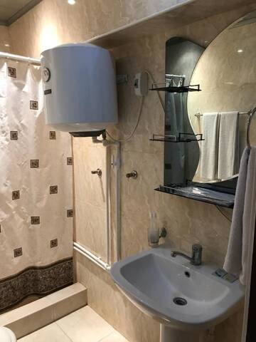 Фото номера Cемейный номер с собственной ванной комнатой Отель Armenia VanSevan Hotel г. Севан 7